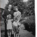 Dave 3, 4, Mary & Bessie 1944