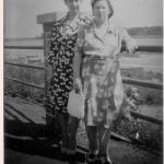Jeannie & Bessie 1941