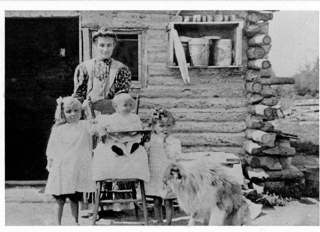 gramma kate molly lily abt 1913